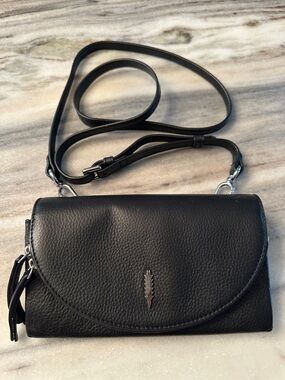 THACKER CROSSBODY BAG